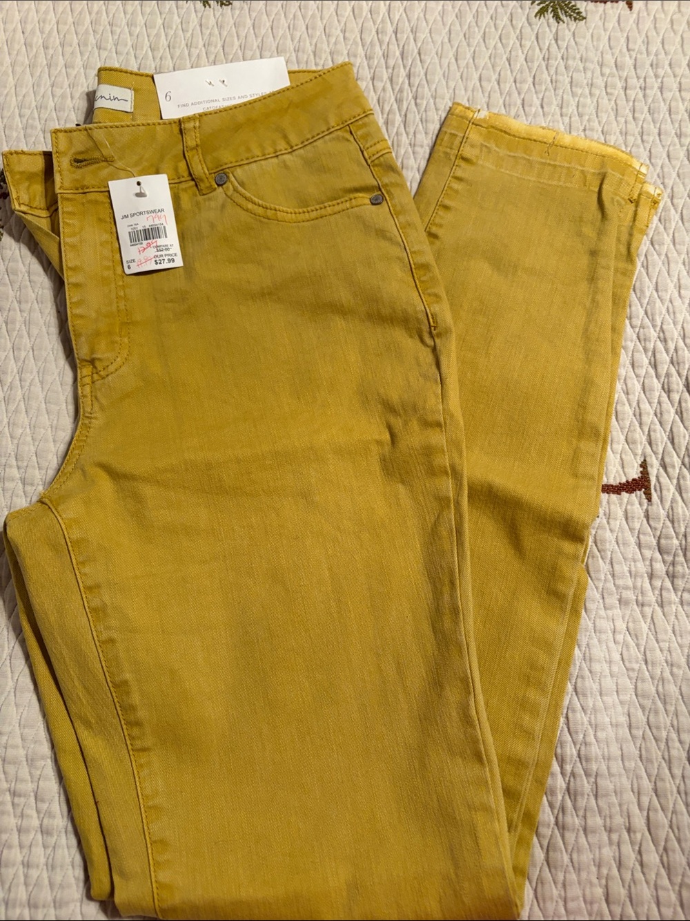 NWT Catos Yellow skinny jean